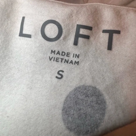 NWOT LOFT Polka Dot T Shirt - Picture 3 of 4